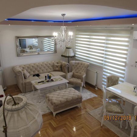 Apartman Tea 2 バニャ・ルカ エクステリア 写真