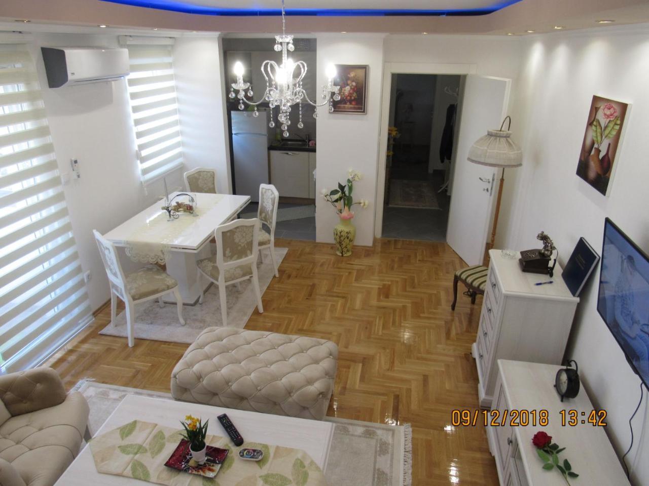 Apartman Tea 2 バニャ・ルカ エクステリア 写真